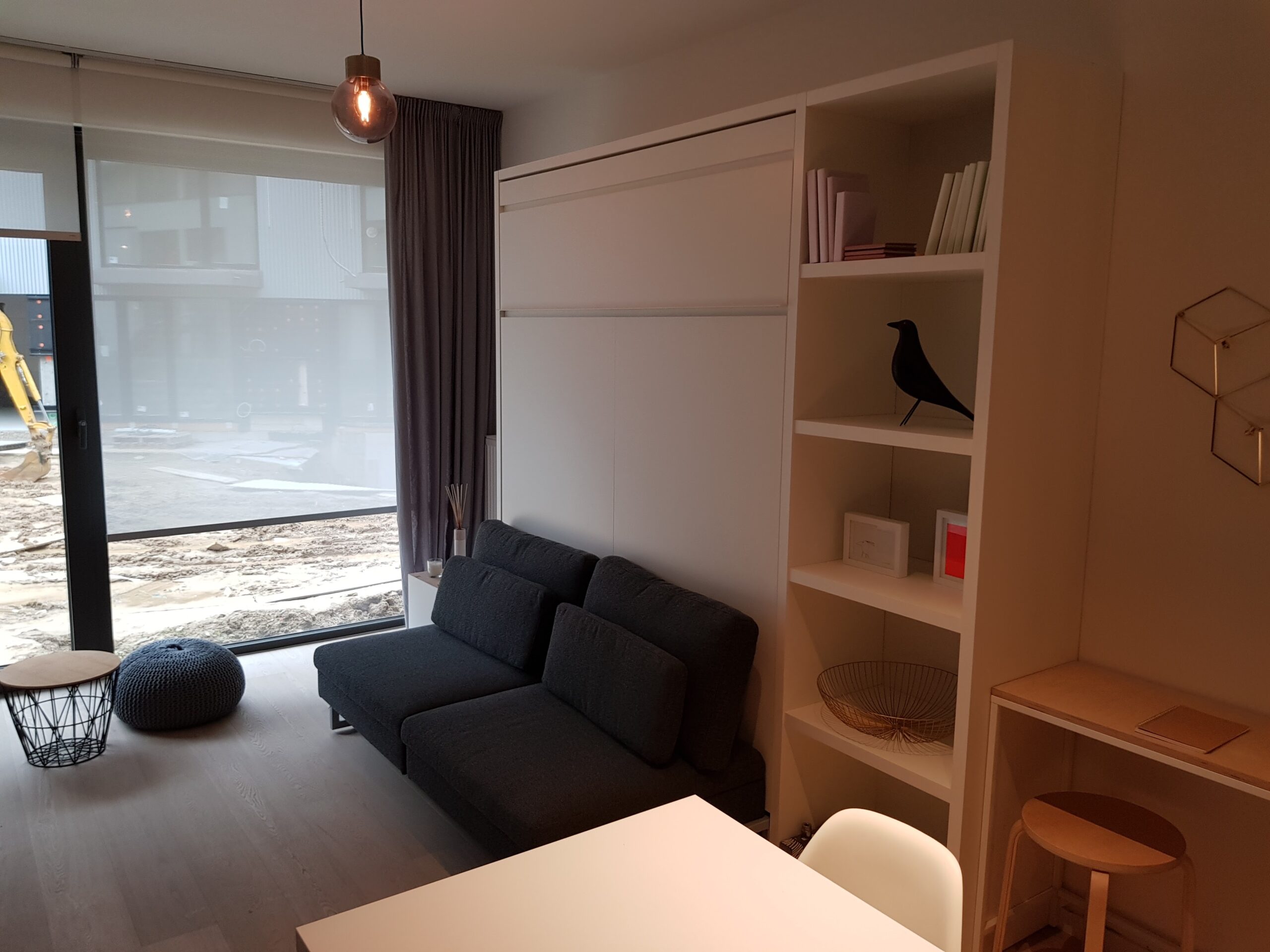 Boone Opklapbed met zetel in een studio in Brussel